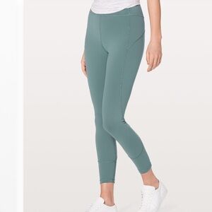 Lululemon in movement tight 25 everlux mystic green
